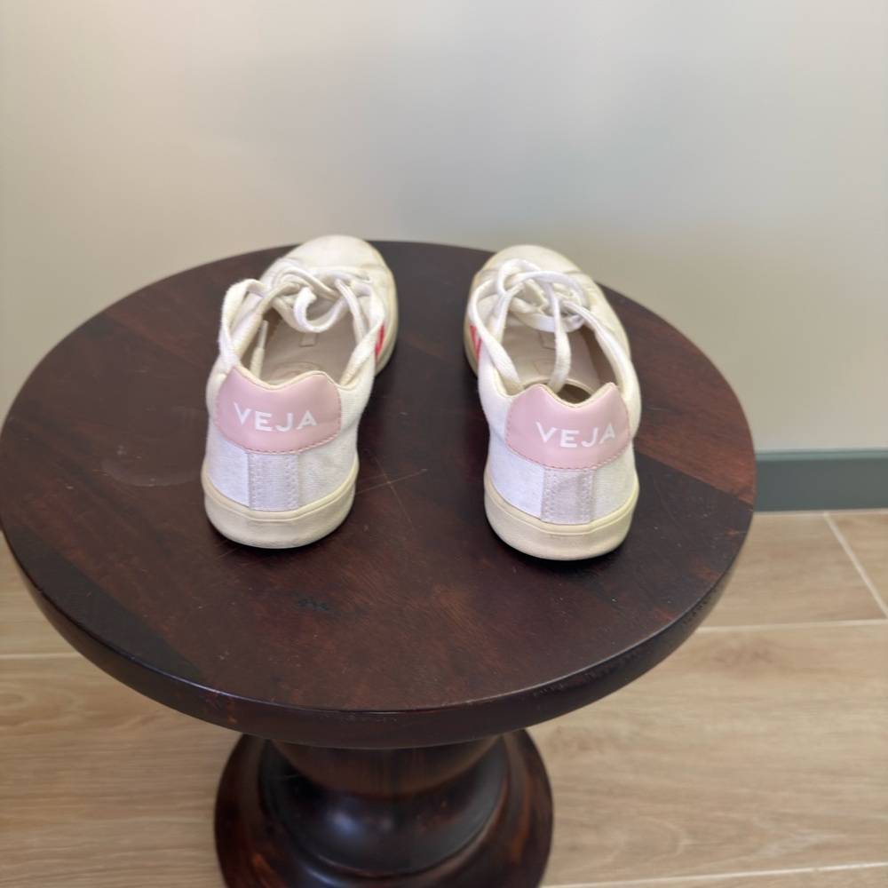Veja Women's Canvas Sneakers - Picture 4 of 7